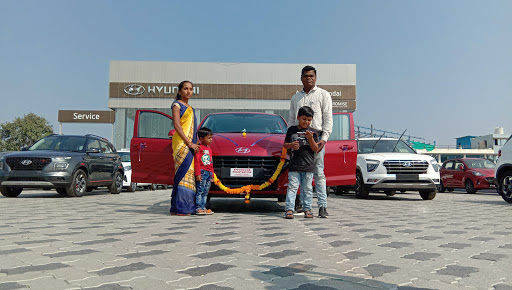 AAKAR Hyundai Automotive | Show Room