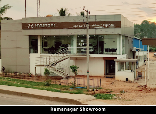 Advaith Hyundai 7 Automotive | Show Room