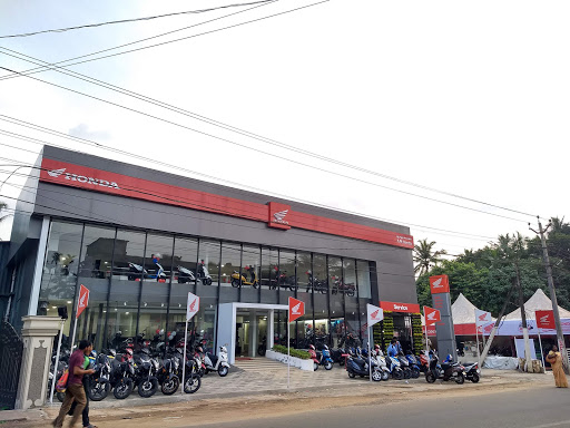 AM Honda Automotive | Show Room