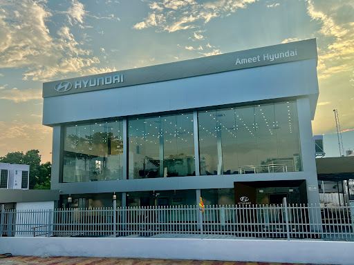 Ameet Hyundai Automotive | Show Room