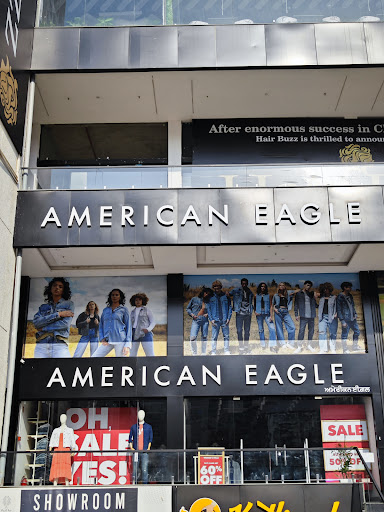 American Eagle Exclusive Store Shopping | Store