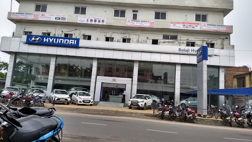 Balaji Hyundai Automotive | Show Room