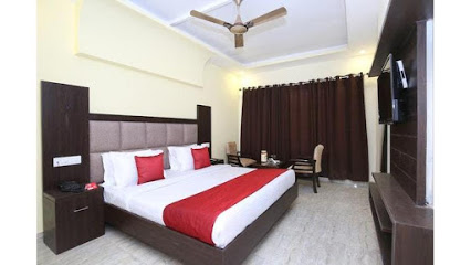 Capital O 322 Hotel Royal Accomodation | Hotel