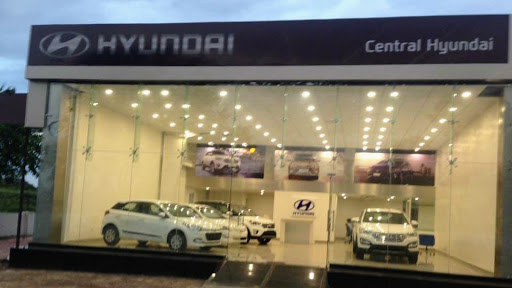 Central Hyundai Automotive | Show Room