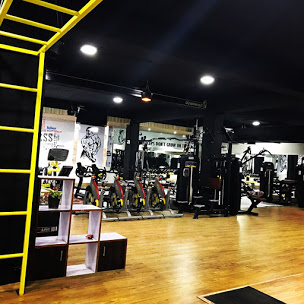 CORE GYM AND FITNESS CENTER Active Life | Gym and Fitness Centre