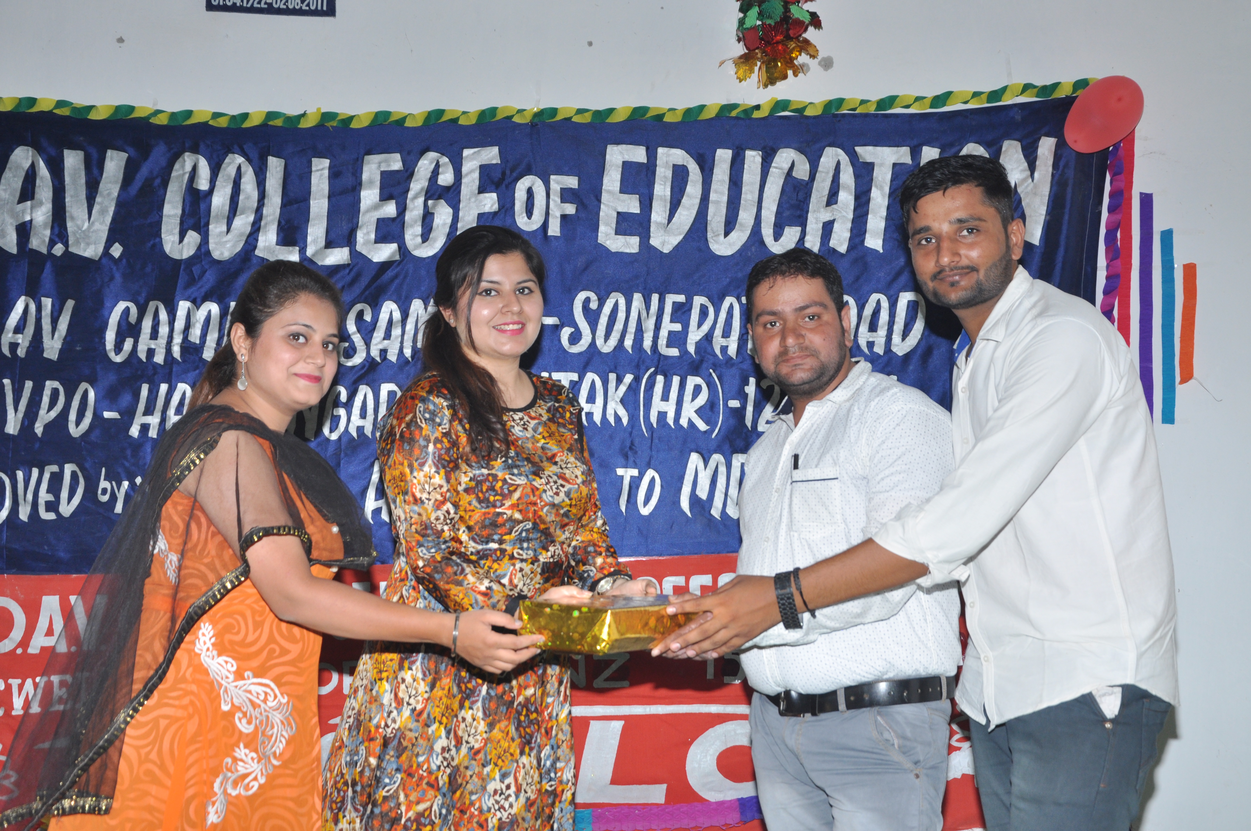 DAV COLLEGE Education | Colleges