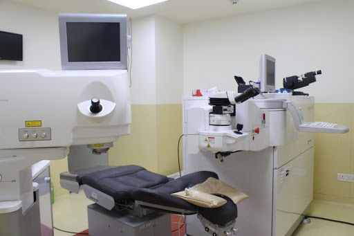 Delhi Eye Centre Medical Services | Hospitals
