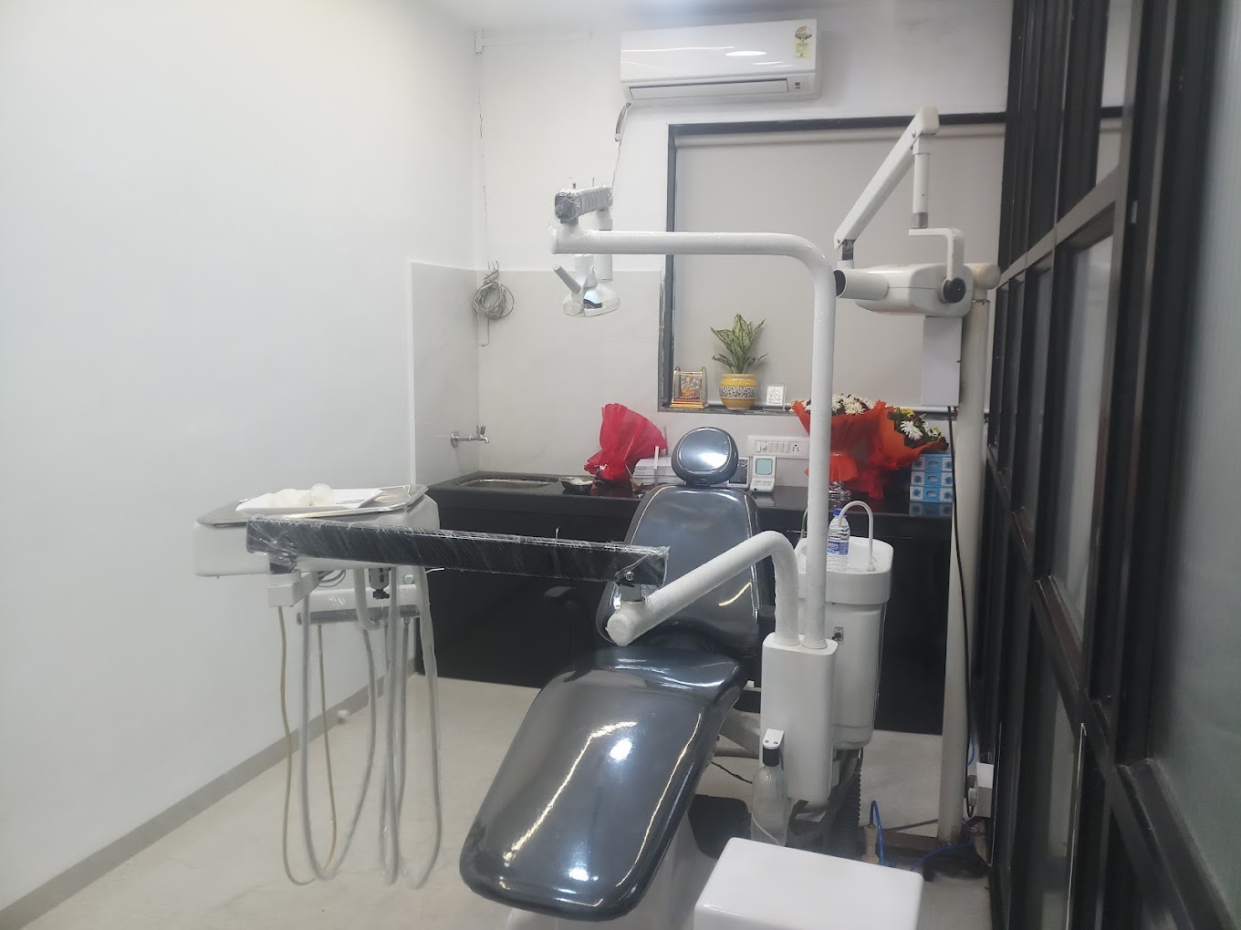 DentoXpert Dental Clinic Medical Services | Dentists