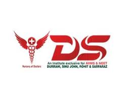 DS Classes Logo