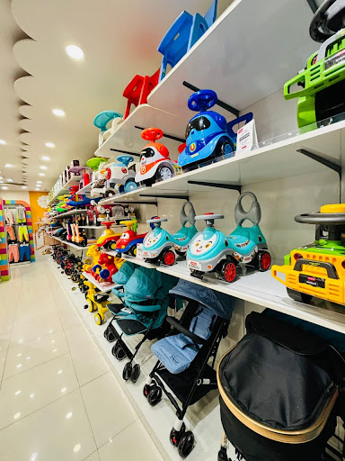 Firstcry - Store Vikas Nagar Shopping | Store