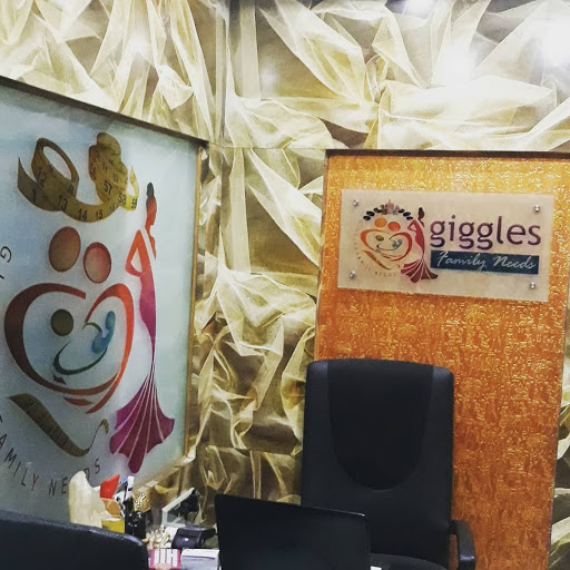 GIGGLES BEAUTY SALON Active Life | Salon