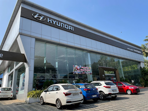 Grand Hyundai 1 Automotive | Show Room
