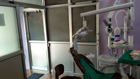 Gurukripa dental clinic Medical Services | Dentists