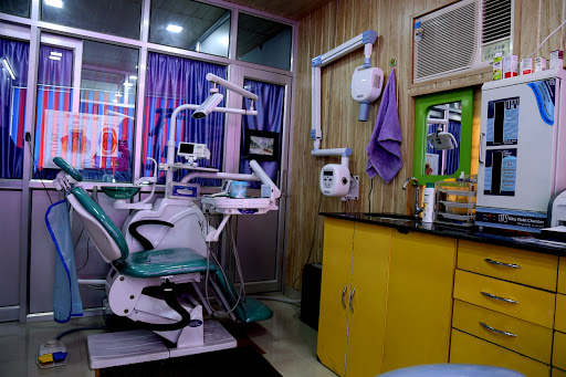 Himalayan Dental Centre Medical Services | Dentists