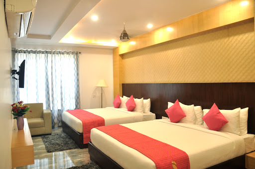 Hotel SGT Plaza Accomodation | Hotel