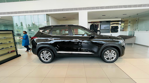 Incheon Kia - Thrissur Automotive | Show Room