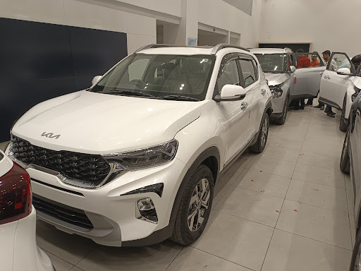 Juhi Kia Automotive | Show Room