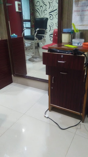 Karishma Beauty Salon Active Life | Salon