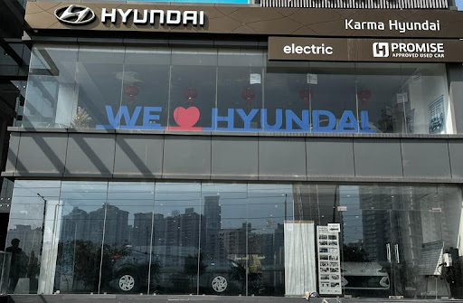 Karma Hyundai Showroom Automotive | Show Room