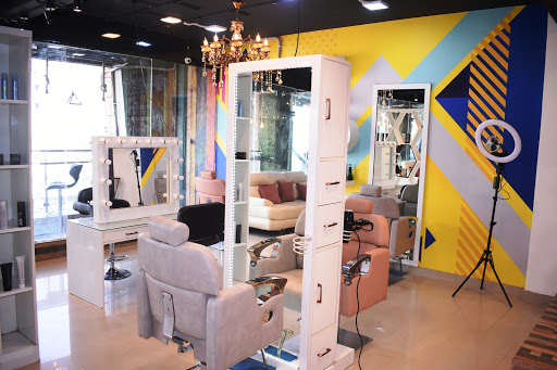 KikAmor Unisex Luxury Salon Active Life | Salon