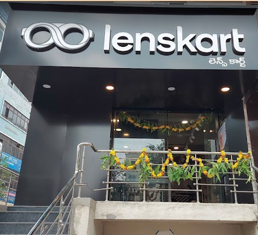 Lenskart at Brodipet, Guntur Shopping | Store