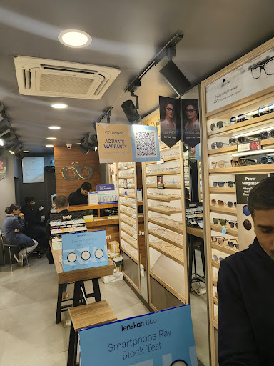 Lenskart at Raja Bazar, Patna Shopping | Store