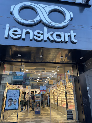 Lenskart showroom Shopping | Store