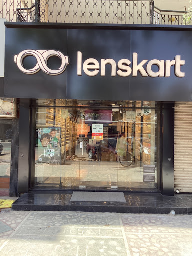 Lenskart showroom Shopping | Store