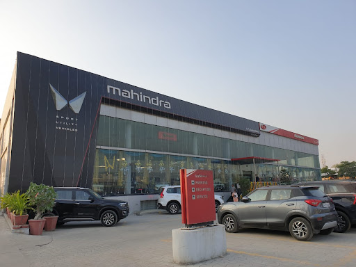 Mahindra K.S. Automobiles Automotive | Show Room