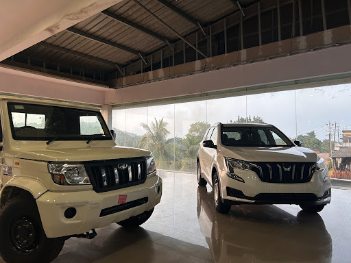 MAHINDRA KARNATAKA AGENCIES PUTTUR Automotive | Show Room