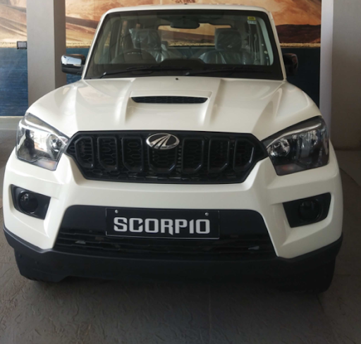 Mahindra Rishab Motor Sales - SUV Automotive | Show Room