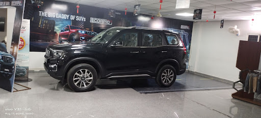 Mahindra Sansai Auto - SUV Automotive | Show Room