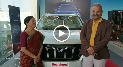 Mahindra Shah Motors - SUV Automotive | Show Room