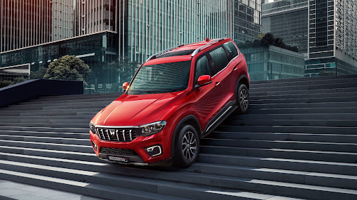 Mahindra SUV Sales- Passenger Vehicles Automotive | Show Room