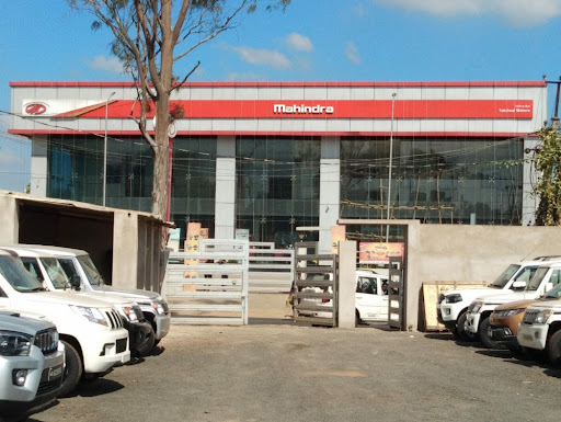 Mahindra Tekriwal Motors Automotive | Show Room