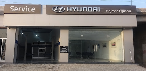 Majestic Hyundai Automotive | Show Room