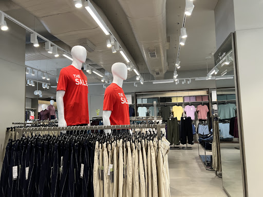 Marks & Spencer Ahmedabad Shopping | Store