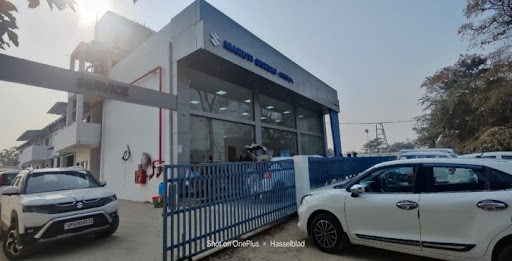 Maruti Suzuki ARENA (Arbit Automobilels) Automotive | Show Room