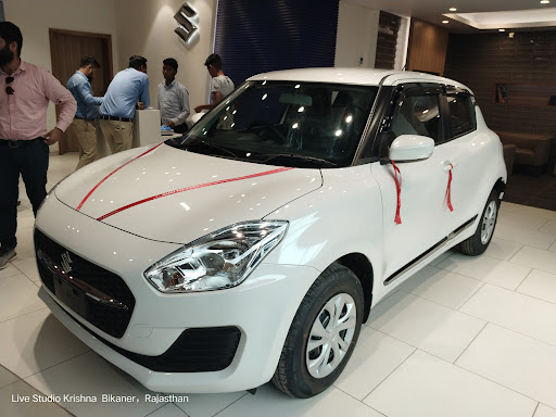 Maruti Suzuki ARENA (Auric Motors) Automotive | Show Room