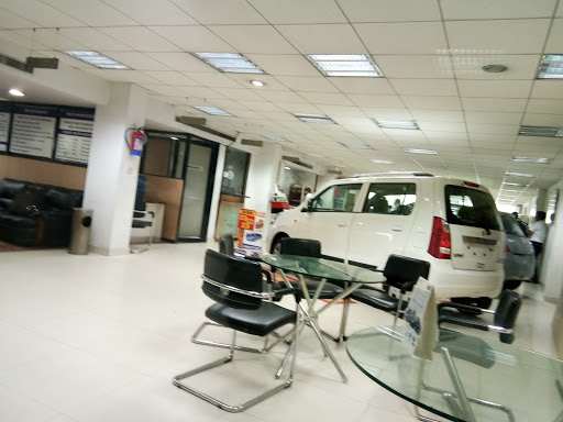 Maruti Suzuki ARENA (Rohan Motors) Automotive | Show Room