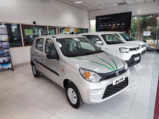 Maruti Suzuki ARENA (Varun Motors) Automotive | Show Room