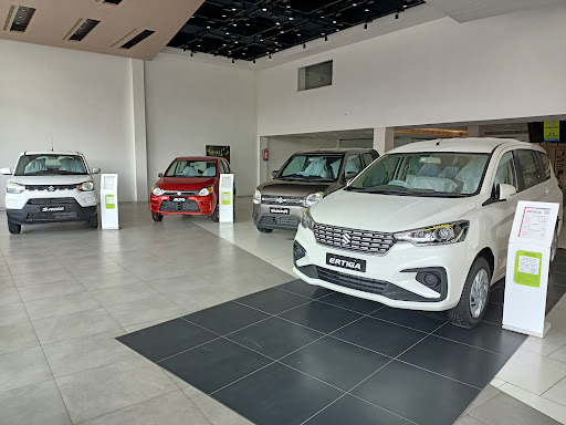 Maruti Suzuki ARENA (Varun Motors) Automotive | Show Room