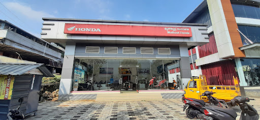 Muthoot Honda Adimaly Automotive | Show Room