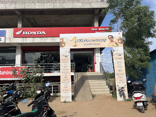 NANDI HONDA SIRAGUPPA Automotive | Show Room