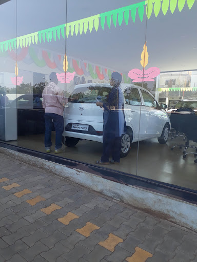 Narayan Hyundai Automotive | Show Room