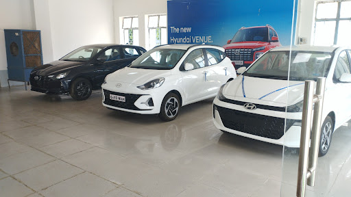 Natraj Hyundai Automotive | Show Room