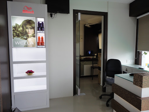 NATURAL BEAUTY PARLOUR Active Life | Salon