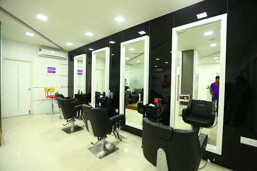 Naturals Salon & Spa Active Life | Salon