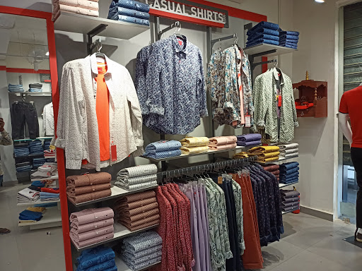 Peter England - Bahraich Shopping | Store