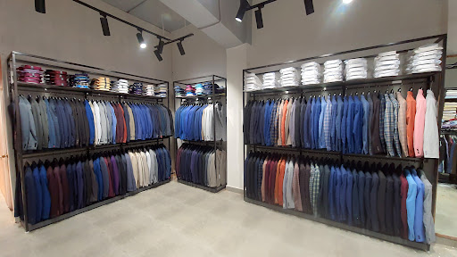 PETER ENGLAND FACTORY OUTLET, PRAYAGRAJ Shopping | Store